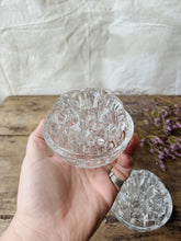 Load image into Gallery viewer, Vintage French &quot;pique fleur&quot; flower frogs