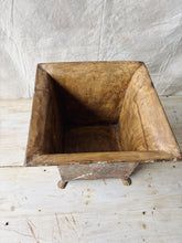 Load image into Gallery viewer, Vintage Indian metal Handpainted jardinière planters