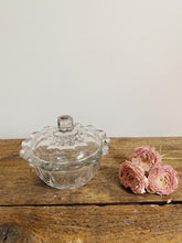 Load image into Gallery viewer, Vintage French tulip glass &quot;bonbonnière&quot; dish