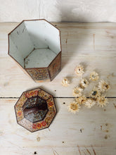 Load image into Gallery viewer, Vintage tea tin