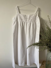 Load image into Gallery viewer, 1960s French embroidered cotton nightdress