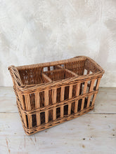 Load image into Gallery viewer, Wicker large six compartment bottle basket