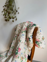 Load image into Gallery viewer, Vintage handmade floral cotton quilt, wool filling