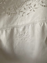 Load image into Gallery viewer, 1960s French embroidered cotton nightdress