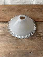 Load image into Gallery viewer, 1920s Art Déco tulip frosted glass light shade
