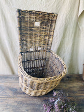 Load image into Gallery viewer, Vintage French “Hotte à vendanges”grape harvest basket