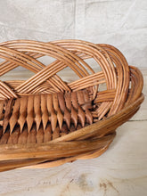 Load image into Gallery viewer, French vintage baguette bread basket