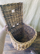 Load image into Gallery viewer, Vintage French “Hotte à vendanges”grape harvest basket