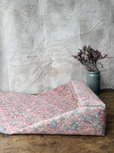 Load image into Gallery viewer, Vintage 1950s cotton covered vanity top or desk set