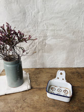 Load image into Gallery viewer, Vintage 1930s enamel soap dish with drainer
