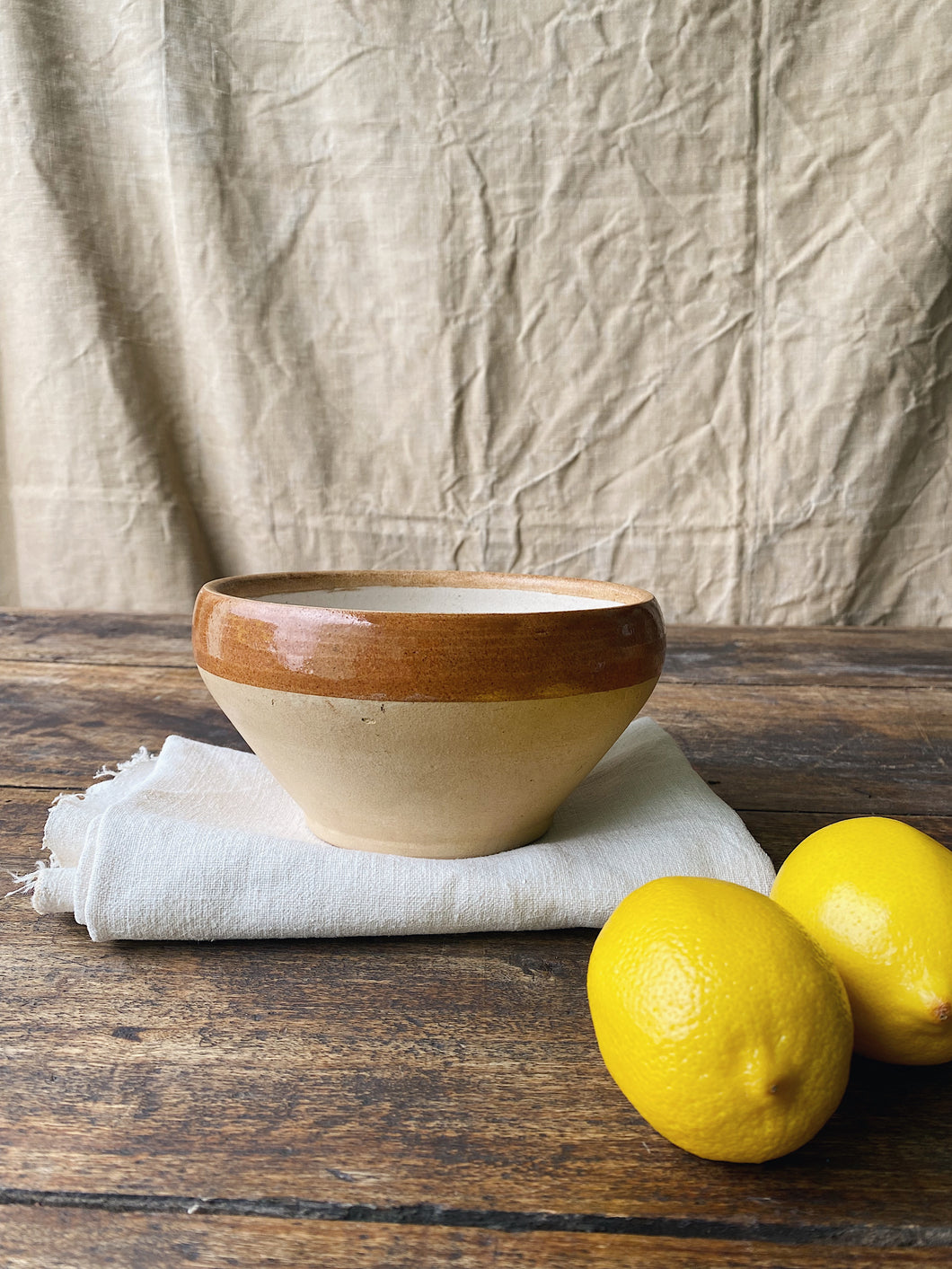 Vintage traditional country stoneware Sandstone bowl - dark rim