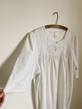 Load image into Gallery viewer, Vintage French cotton nightdress