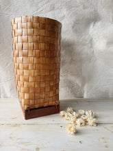 Load image into Gallery viewer, Woven bark basket