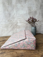 Load image into Gallery viewer, Vintage 1950s cotton covered vanity top or desk set