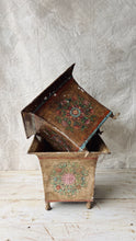 Load image into Gallery viewer, Vintage Indian metal Handpainted jardinière planters