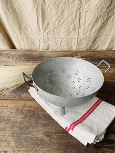 Vintage French TOURNUS colander sieve - daisy pattern