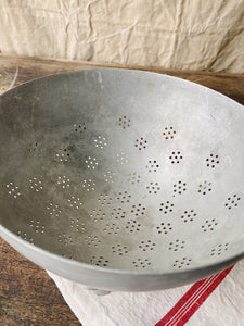 Vintage French TOURNUS colander sieve - daisy pattern