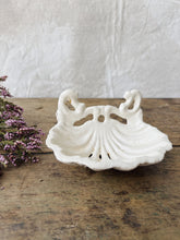 Load image into Gallery viewer, Vintage vintage cast iron enamel shell shaped soap dish