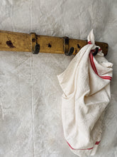 Load image into Gallery viewer, Vintage rustic wall mounted set of hooks