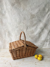Load image into Gallery viewer, Vintage wicker picnic basket