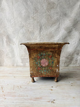 Load image into Gallery viewer, Vintage Indian metal Handpainted jardinière planters