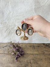 Load image into Gallery viewer, Antique brass picture frame tree