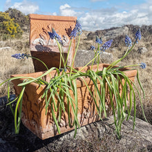 Load image into Gallery viewer, Vintage 1970s Italian terracotta Jardinière window planters, pair