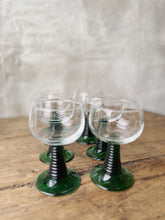 Load image into Gallery viewer, Set of 6 Luminarc Roemer wine glasses, small