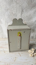 Load image into Gallery viewer, Vintage primitive painted candle box