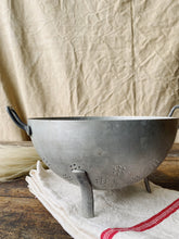 Load image into Gallery viewer, Vintage French TOURNUS colander sieve - daisy pattern