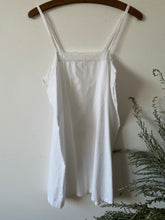 Load image into Gallery viewer, 1960s French cotton and lace camisole S