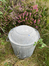 Load image into Gallery viewer, Vintage French Galvanised Tubs