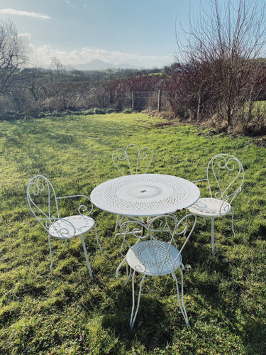 Vintage iron garden table and chairs