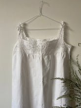 Load image into Gallery viewer, 1960s French embroidered cotton nightdress