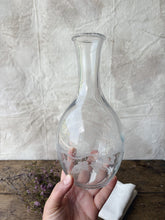 Load image into Gallery viewer, Vintage French 1L wine carafe