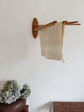 Load image into Gallery viewer, Vintage wooden wall mounted articulated towel rack - 6 dowels