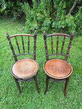 Load image into Gallery viewer, Vintage bentwood cafe chairs