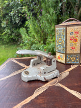 Load image into Gallery viewer, Vintage French 1950s LEOBER hole punch