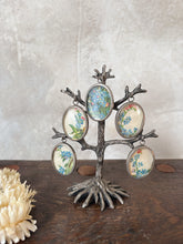 Load image into Gallery viewer, Vintage silver plated  tree picture frame