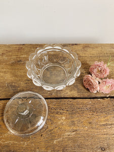 Vintage French tulip glass "bonbonnière" dish