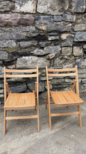 Load image into Gallery viewer, Pair of vintage slatted folding chairs