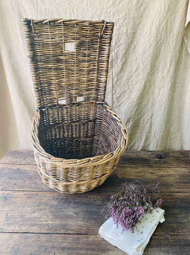 Vintage French “Hotte à vendanges”grape harvest basket