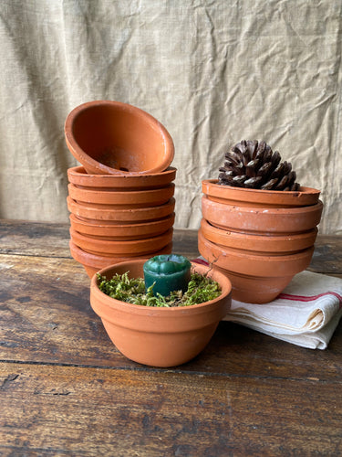 Small vintage terracotta pots