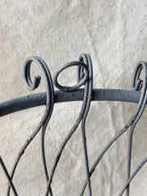 Load image into Gallery viewer, Vintage wire hanging baskets