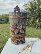 Load image into Gallery viewer, Folk art Scandinavian umbrella stand