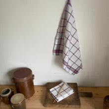 Load image into Gallery viewer, Set of 6 vintage linen napkins