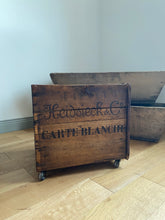 Load image into Gallery viewer, Vintage wooden Champagne crate Heidsieck &amp; Co