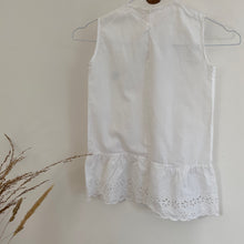Load image into Gallery viewer, Vintage light cotton broderie toddler dress 2yrs